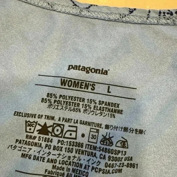 Patagonia women’s sleeveless top blue & Navy design polyester/spandex size large - Picture 4 of 5